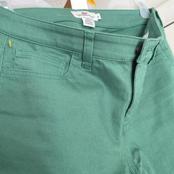 Size 6 jeans vineyard vines green jeans with frayed bottom. Great condition - Picture 3 of 4